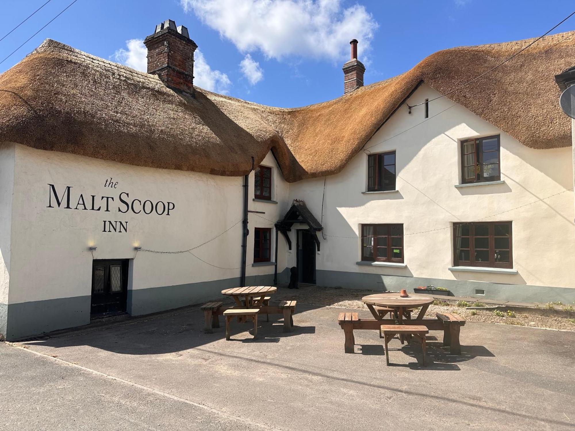 The Malt Scoop Inn Merton  Eksteriør billede